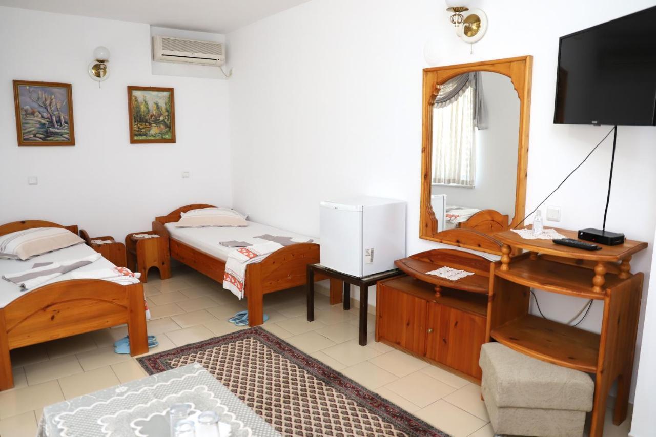 Hotel Mishel Kocserinovo Kültér fotó