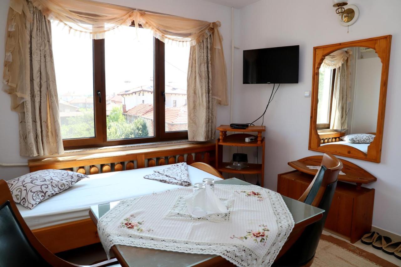 Hotel Mishel Kocserinovo Kültér fotó