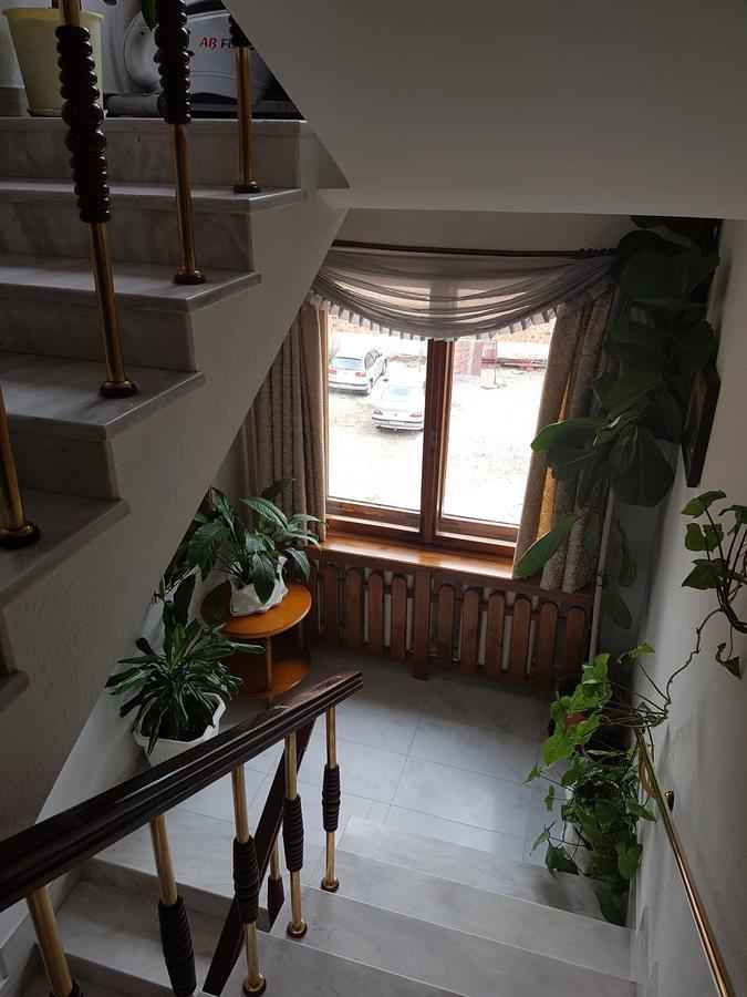 Hotel Mishel Kocserinovo Kültér fotó