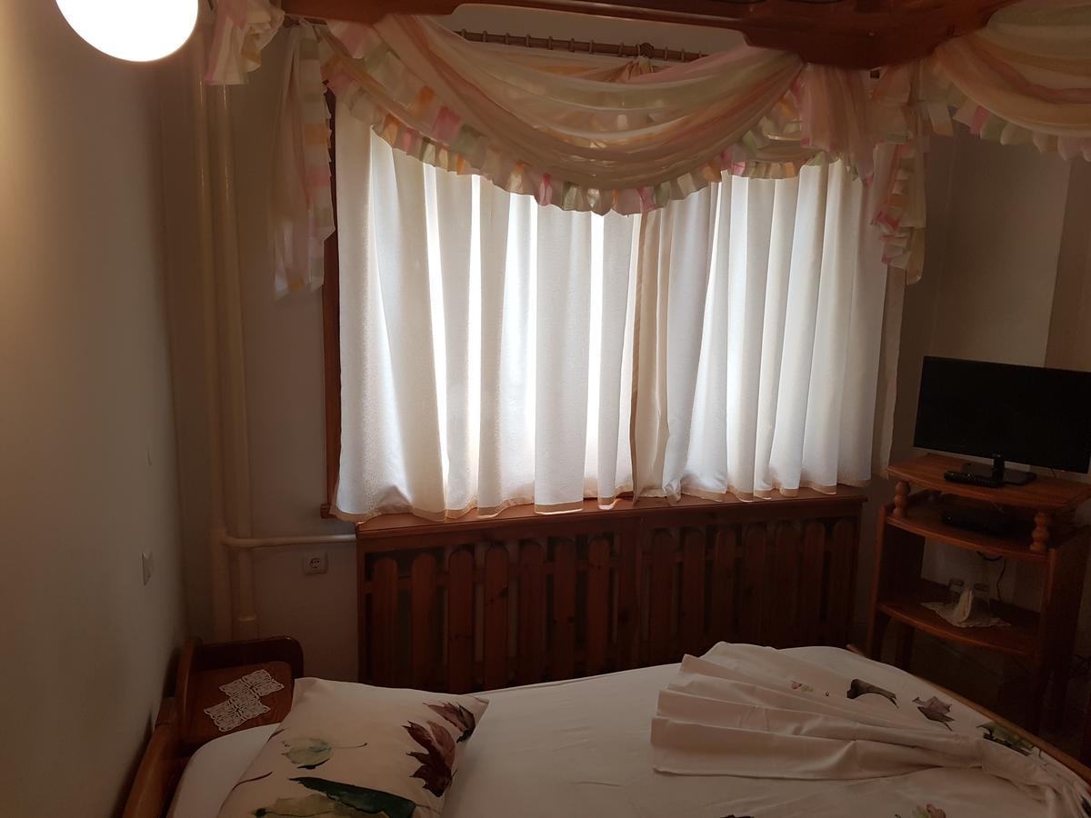 Hotel Mishel Kocserinovo Kültér fotó
