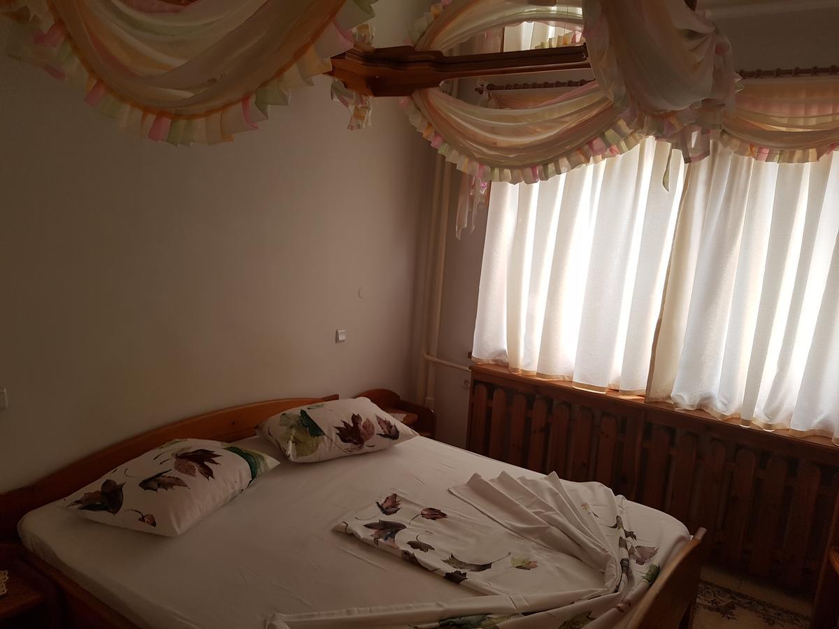 Hotel Mishel Kocserinovo Kültér fotó